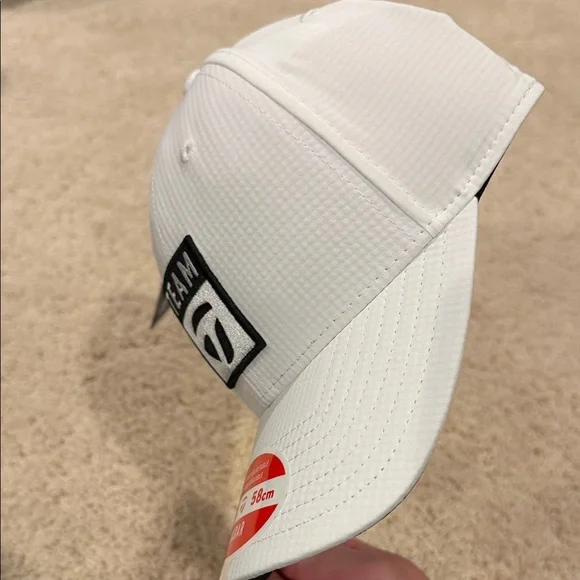 NWT White TaylorMade Team Radar Golf Hat - Picture 5 of 8